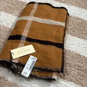 NWT Jayley Cashmere blend wrap